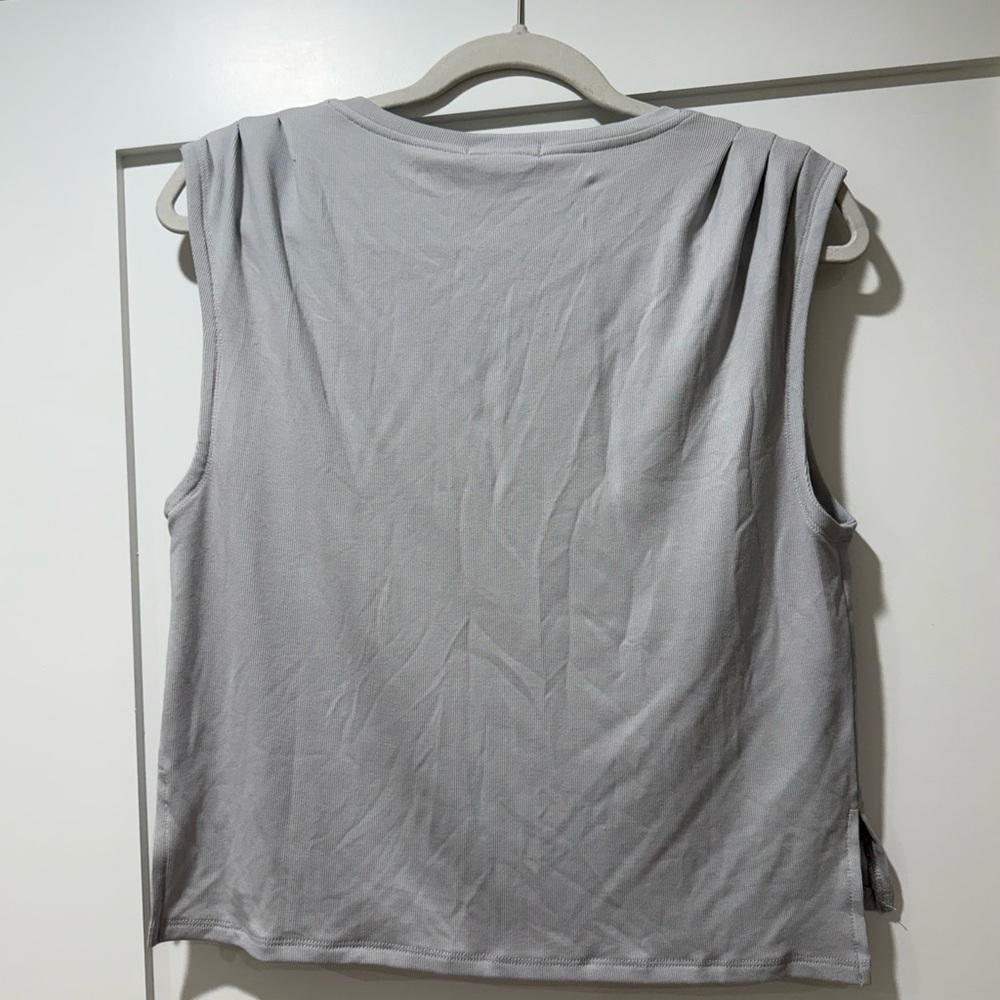 Gray Sleeveless Top - Picture 2 of 4